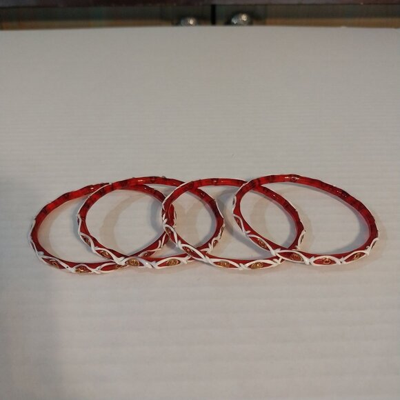 Lot of 4 Red and White Glass Bangle Bracelets Vintage 1960s India - Picture 1 of 5